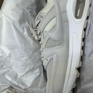 Nike Air Max Command in Light Bone and White